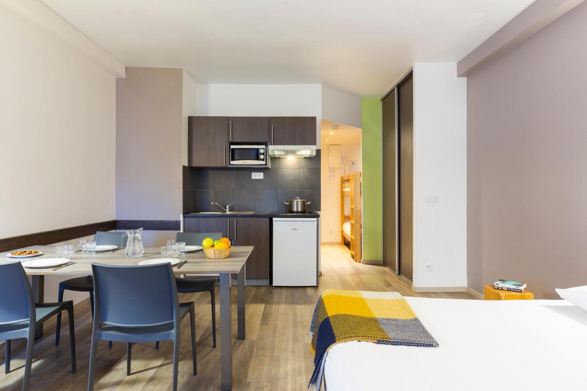 סן-מרטין-דה-בלוויל Sowell Residences Pierre Blanche מראה חיצוני תמונה